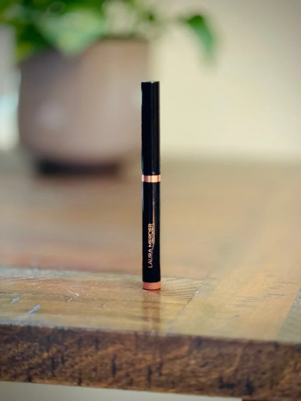 Laura Mercier Caviar Stick Eyeshadow - Modern Rose shimmering dusty rosy pink